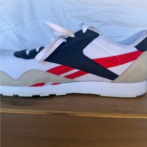 Reebok Men's White and Red Sneakers